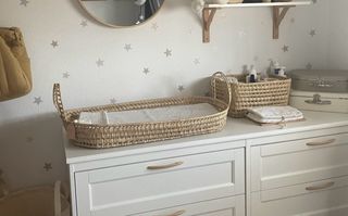 Cestino e fasciatoio per neonati in palma