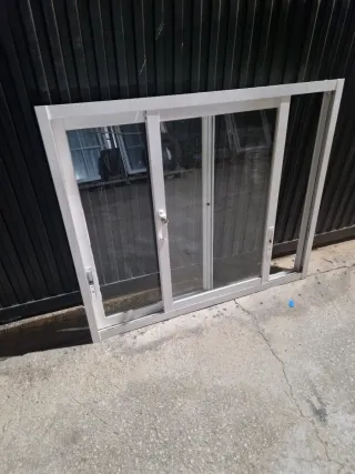 Ventana aluminio corredera 2 hojas