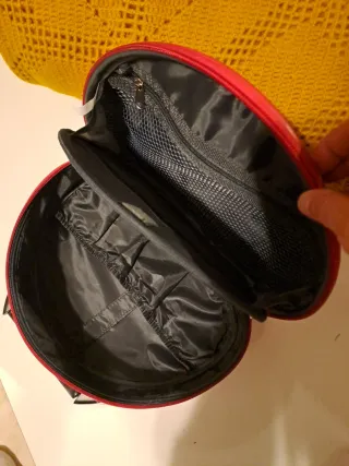 Beautycase semirigido rosso nuovo