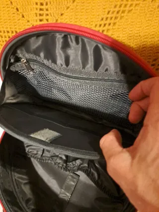 Beautycase semirigido rosso nuovo