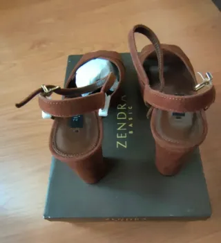 Sandalias Zendra Cuero Talla 39