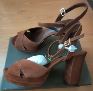 Sandalias Zendra Cuero Talla 39