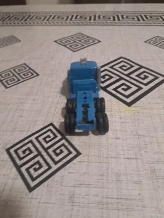 Camión Guisval antiguo azul