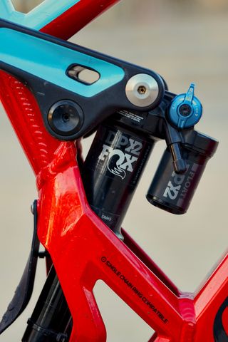 Bicicleta Mondraker Enduro R in ottime condizioni