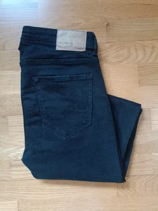 Pantalón vaquero negro Easy Wear T-42