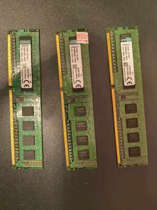 3x Kingston 4GB DDR RAM