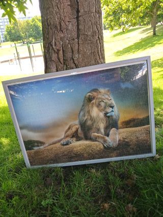 Vendo cuadro nuevo puzzle rey león, Coruña, 10 €.