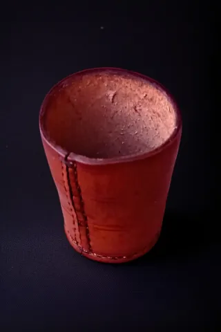 Juego de dados de cuero