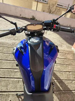 Yamaha MT-07 Naked limitada en papeles para A2