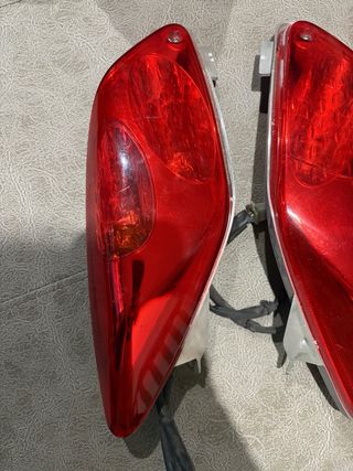 Pilotos Traseros Yamaha Xmax 250