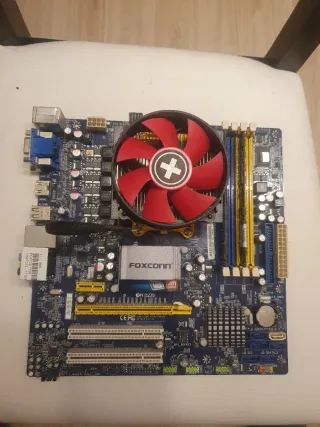 Placa base Foxconn + AMD Athlon X2 250 + 4GB RAM