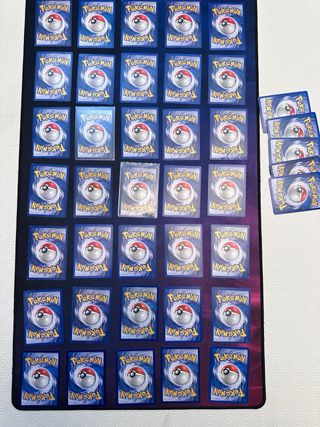 Lotto carte Pokemon vintage e latta Dialga