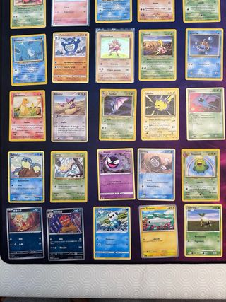 Lotto carte Pokemon vintage e latta Dialga