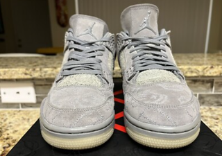 Air Jordan 4 Retro Kaws Gris Suela Con Luz
