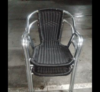 Sillas de terraza bar metal y mimbre