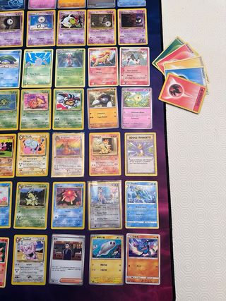 Lotto carte Pokemon vintage e latta Dialga
