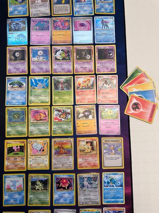 Lotto carte Pokemon vintage e latta Dialga