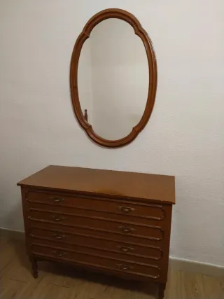 Comoda y espejo
