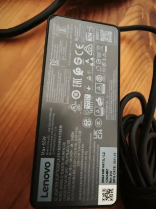 Cable cargador portátil Lenovo