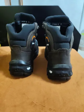 Botas Ergos Talla 39 Nuevas