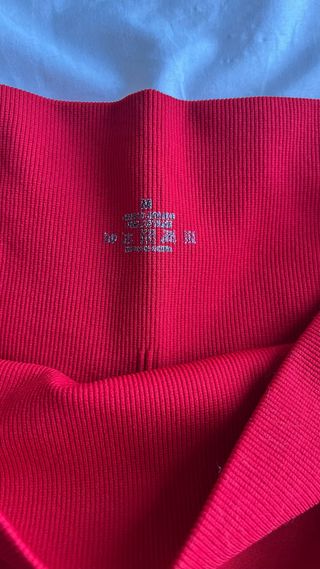 Leggings rojos push up cintura alta – fitness gym