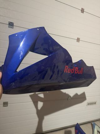 Carenado Suzuki GSXR K8 circuito