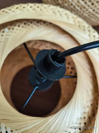 Lámpara de bambú Ikea. Muy poco uso