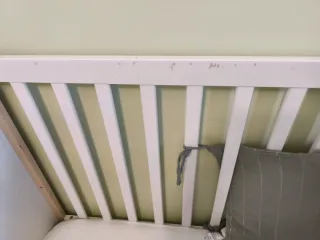 Cuna ÄLSKVÄRD IKEA 60x120 cm en buenas condiciones