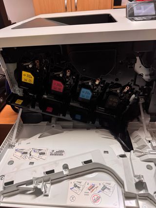 Impresora HP Color LaserJet Enterprise M554