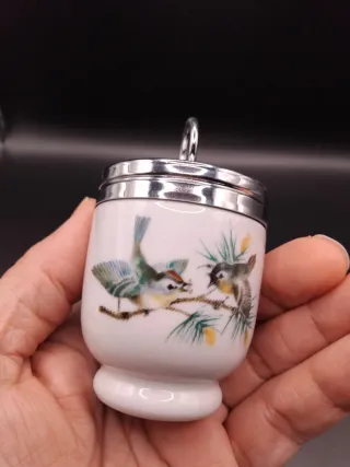 🇬🇧 Huevera porcelana inglesa pájaros metal