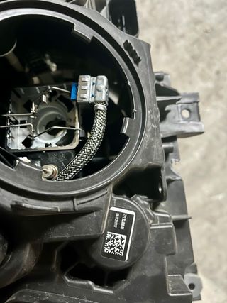 Faro derecho BMW