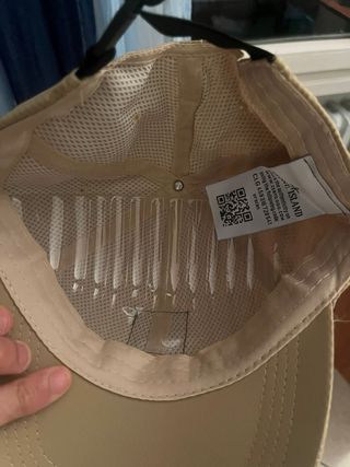 Cappello Stone Island Beige Nuovo