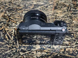 Sony Alpha 5100 + objetivo 16-50mm