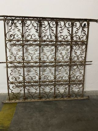 2 Rejas antiguas de forja