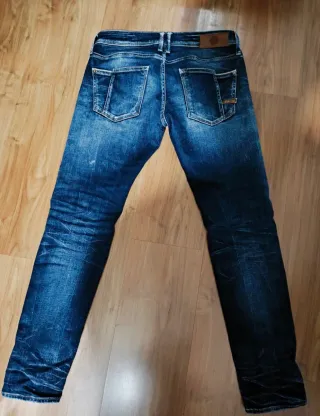 Pantalón vauqer Jeans Les Temps des Cerises t28