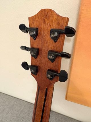 Guitarra Electroacústica BROMO