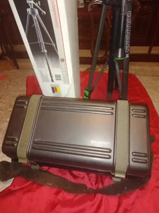 Videocámara Sharp VL-C73 + Batería BT-73G