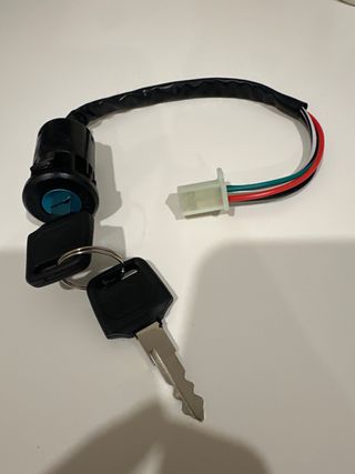 Contacto moto con 2 llaves