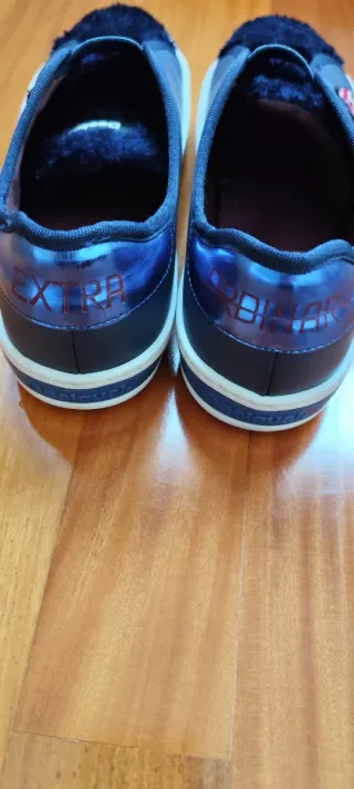 Zapatos Desigual Azul y Rojo