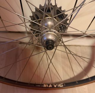 Rueda trasera aluminio MAVIC 32 radios