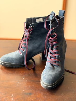 Botines ante azul con cordones Tommy Hilfiger