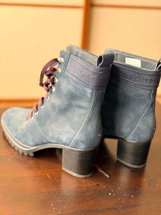 Botines ante azul con cordones Tommy Hilfiger