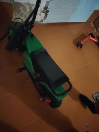 Mini Moto Eléctrica Infantil