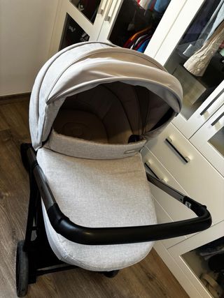 Passeggino Inglesina Aptica 2023