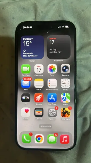 iPhone 16 Pro 128GB Negro/Gris