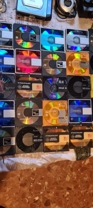 Lote 30 Mini Disc Goodmans + Discos