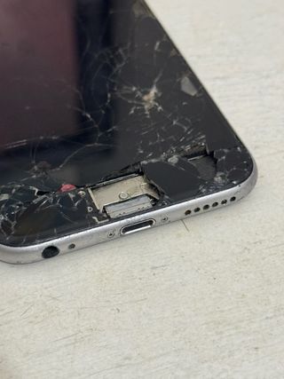Lote 2 iPhones para PIEZAS o REPARACIÓN