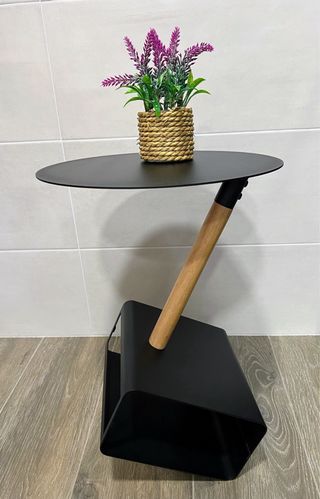 Mesa auxiliar de comedor.