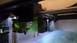 Stampante 3D Raise3D N2 con upgrades