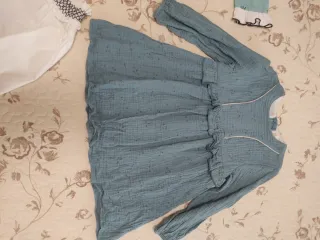 Lote 3 vestidos y conjunto niña